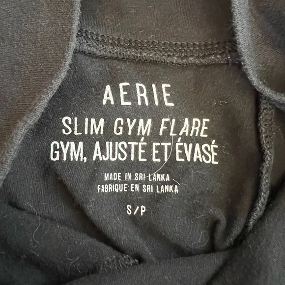 Aerie Slim Gym Flare Black Yoga Pants Size Small - Picture 2 of 3